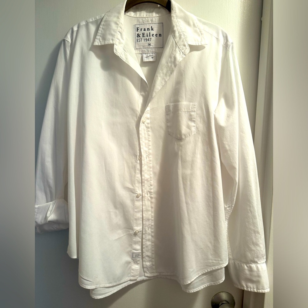 Frank & Eileen White featherweight shirt